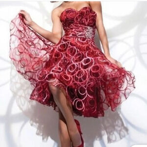 Tony Bowls Stunning Organza Strapless Rhinestone Fit & Flare Red Dress Size 2